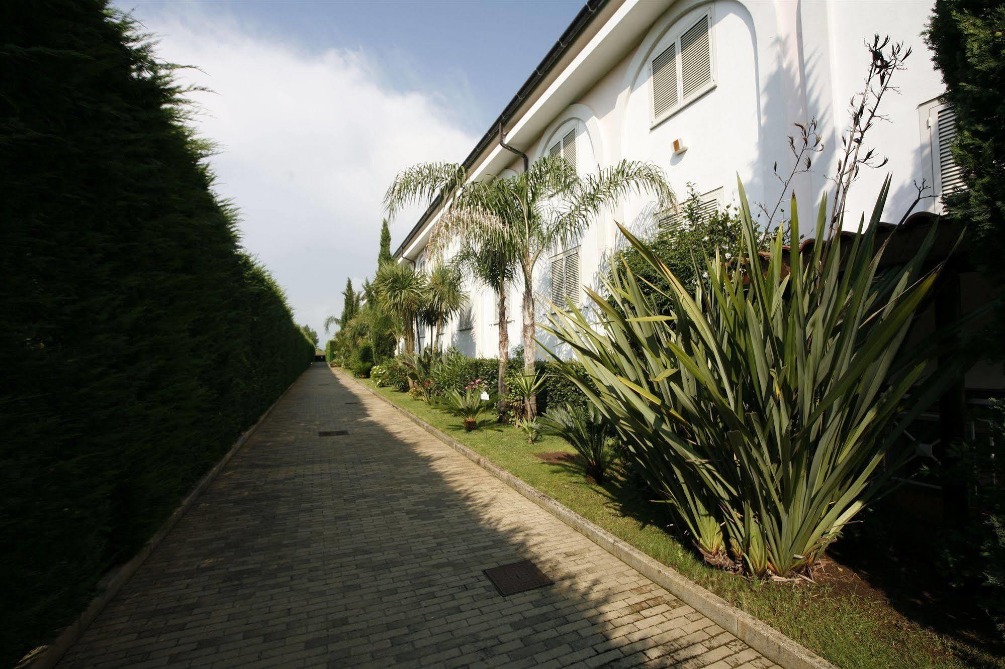 Hotel Leucosya Marina Di Casal Velino Eksteriør billede